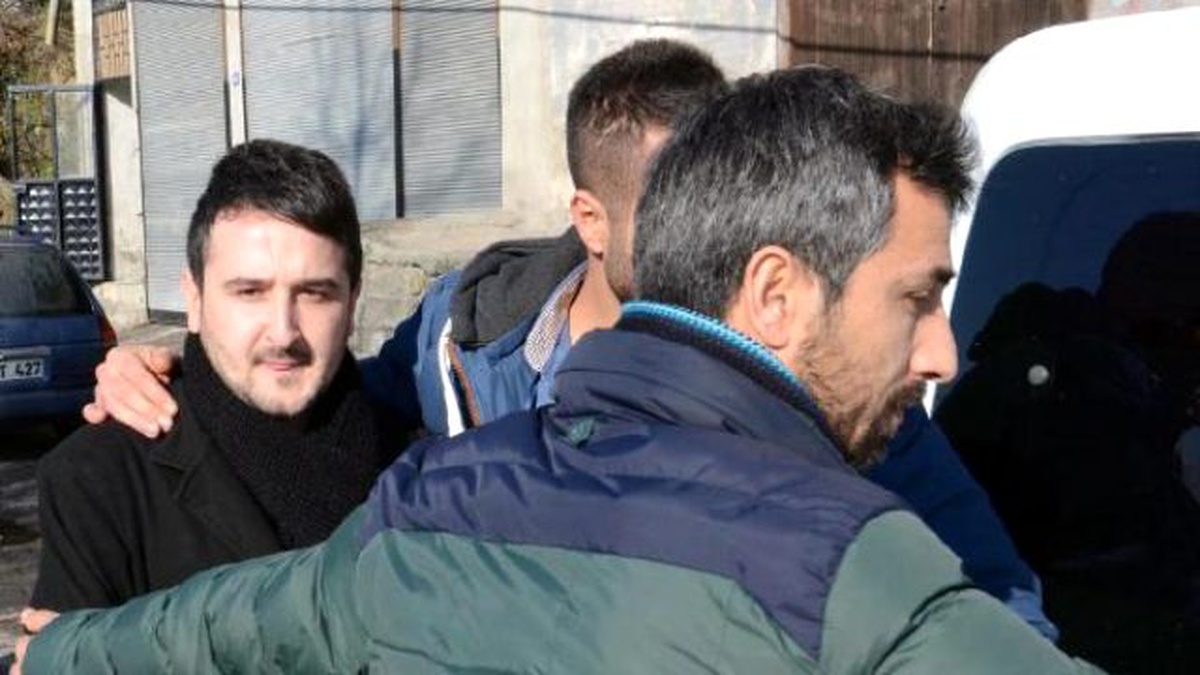 Facebook\'ta 32 Kişiyi PKK Üyesi İlan Etti, Gözaltına Alındı