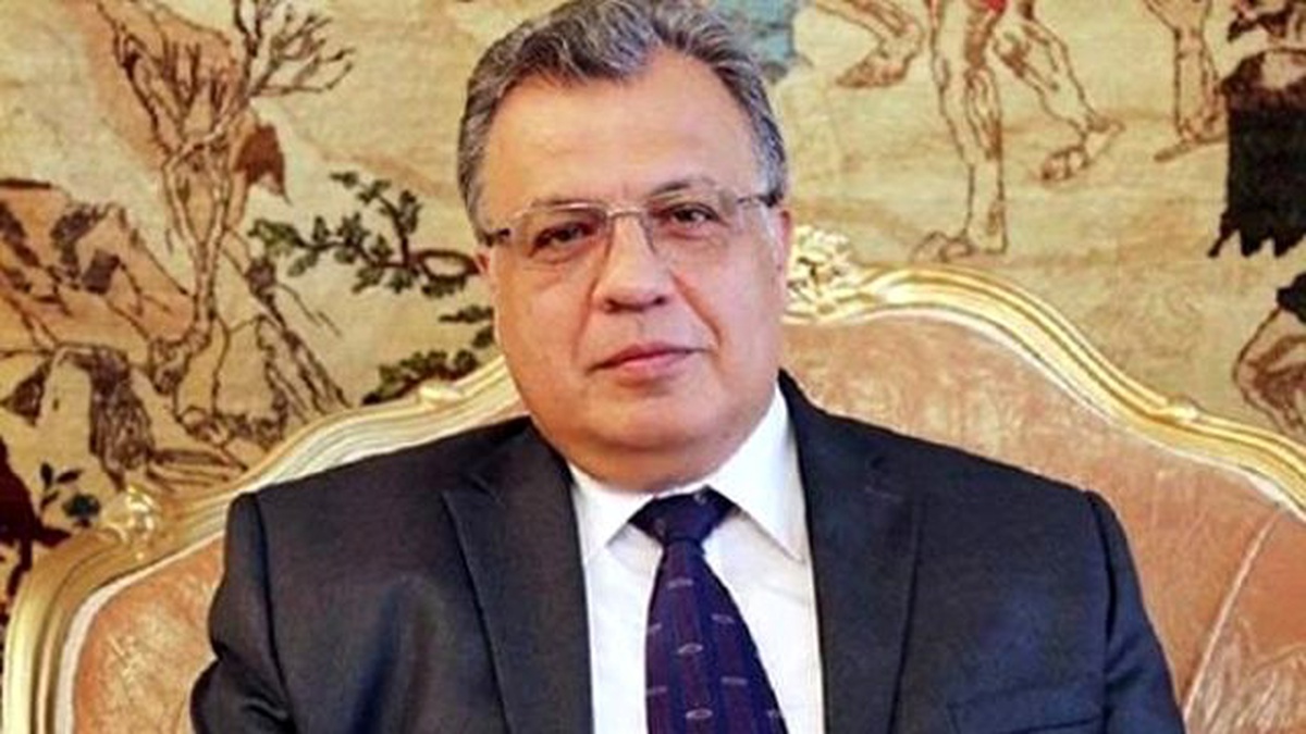 Rus Büyükelçi Karlov\'un Cenazesi Adli Tıp Kurumuna Getirildi