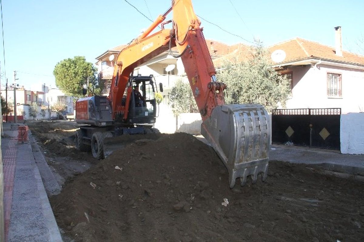 Sarıgöl 4 Eylül Caddesi Yenileniyor