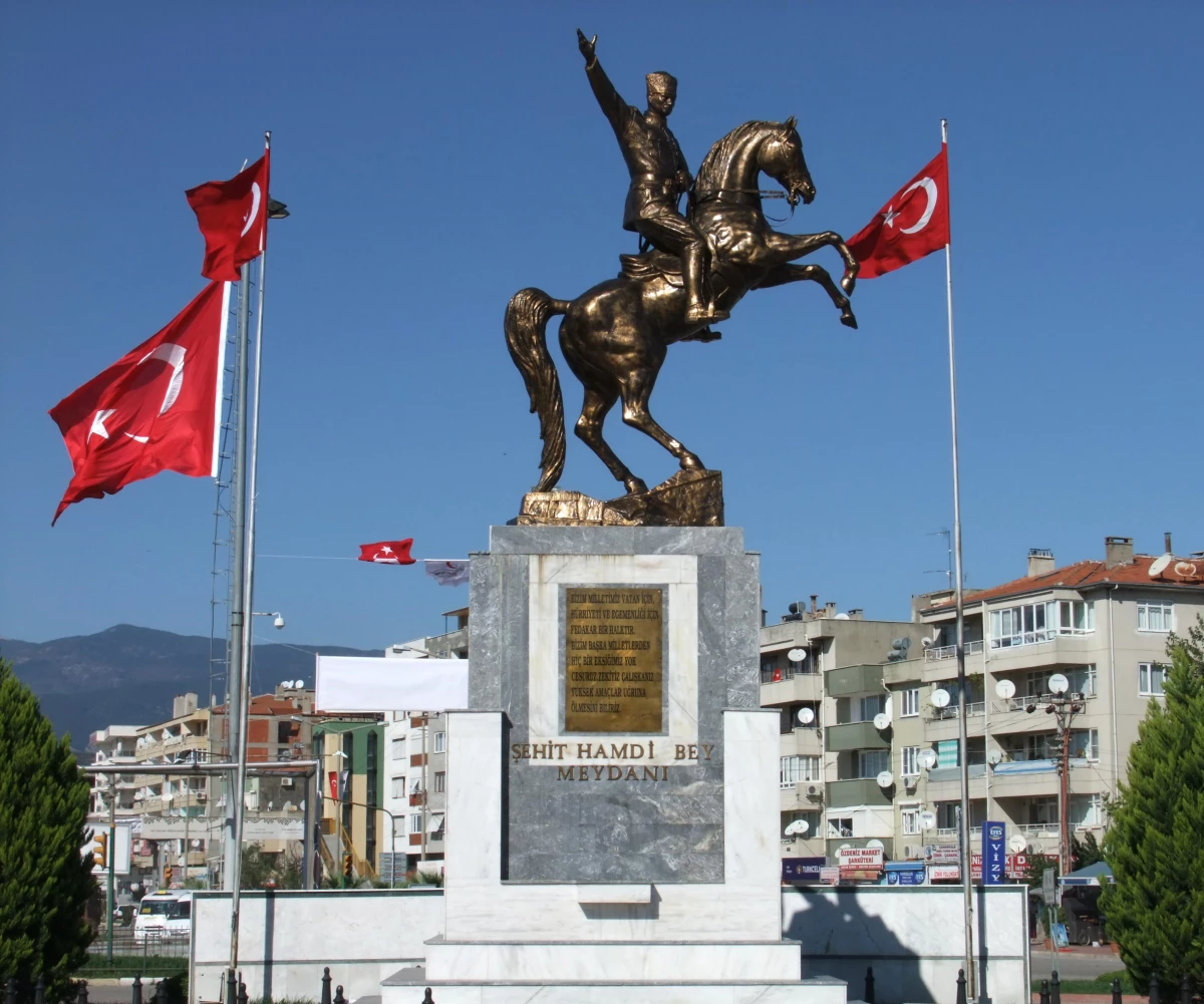 Türkü Hazinesine Kazdağlarının Eteklerinden Yeni Derlemeler