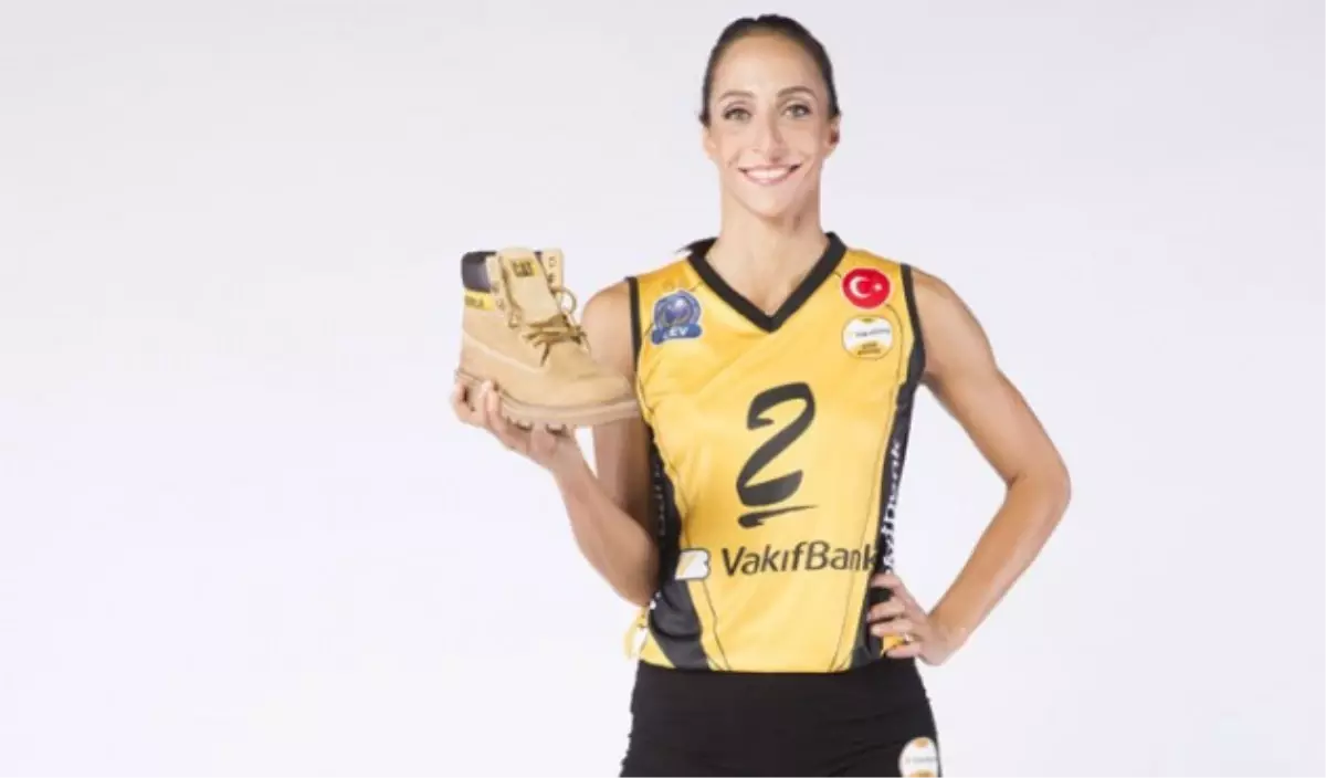 Vakıfbank Sporcularını CAT Giydirecek