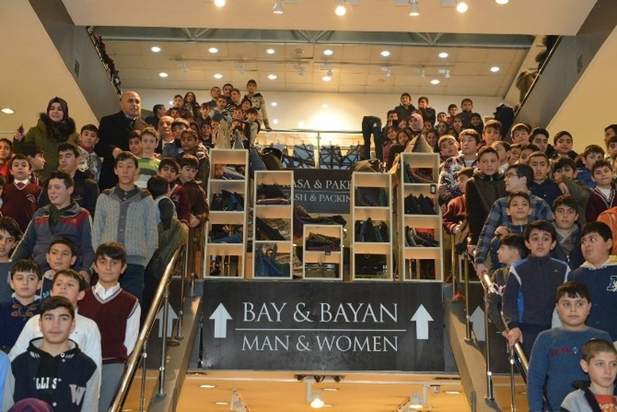 Yakutiye Belediyesi ve Ak Partili Kadınlardan Anlamlı Destek