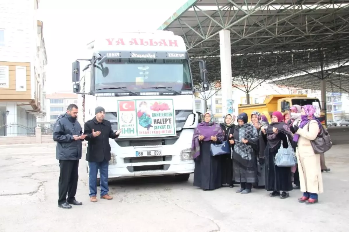 Aksaray\'dan Halep\'e 25 Ton Un Yardımı