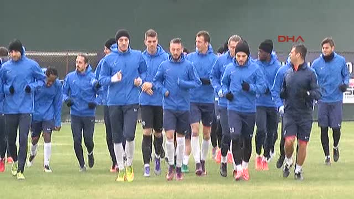 Antalyaspor Başkanı Öztürk Eto\'o\'yu Göndermeyi Düşünmüyoruz