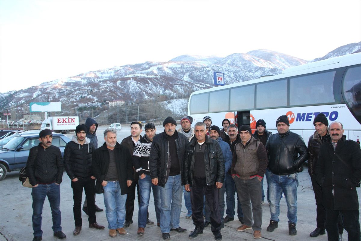 Arızalanan Otobüsün Yolcuları 15 Saat Bekledi