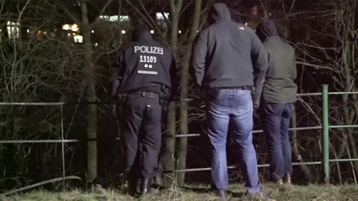 Berlin\'de Polis Saldırganların İzinde
