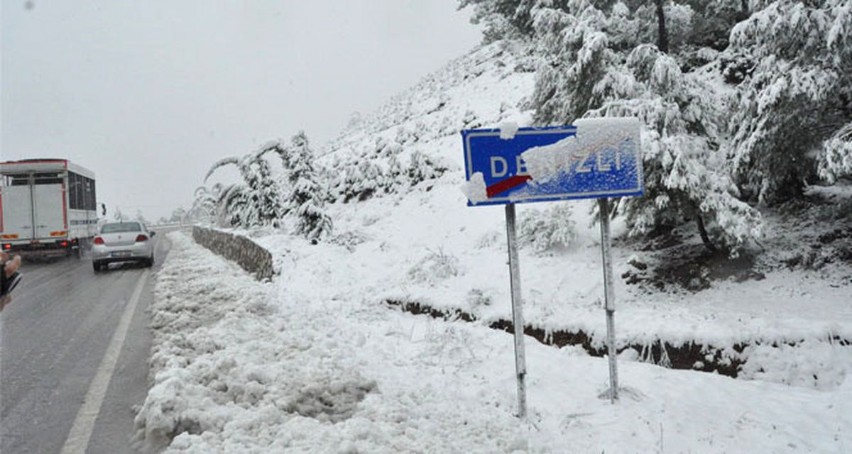 Denizli\'de Kar Yağışı