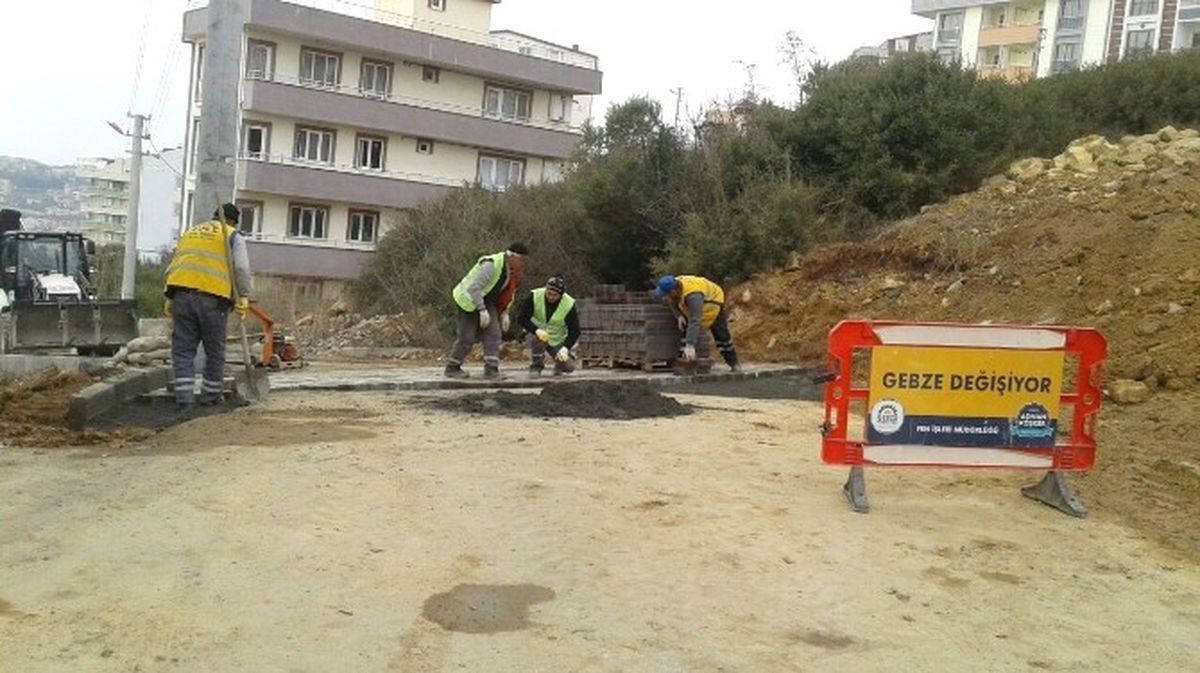 Gebze\'de Asfaltlama Çalışmaları Devam Ediyor