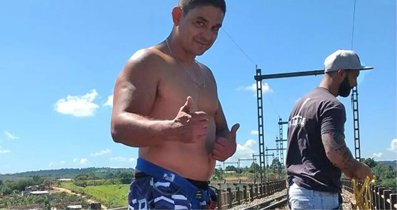 Köprüden Halatla Atlayan Adam Kafa Üstü Zemine Çakıldı