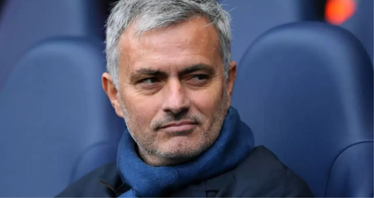 Manchester United, Mourinho\'nun Sözleşmesini 2025\'e Kadar Uzatacak