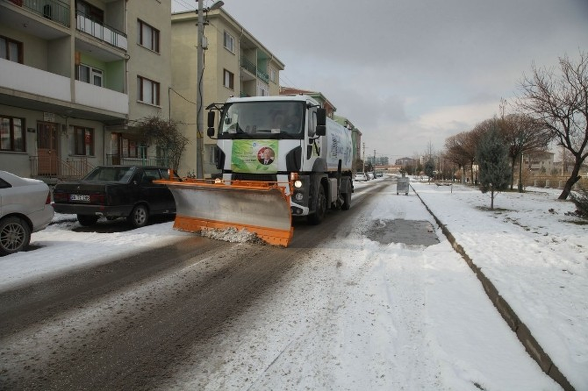 Odunpazarı\'nda Karla Mücadele Çalışmaları
