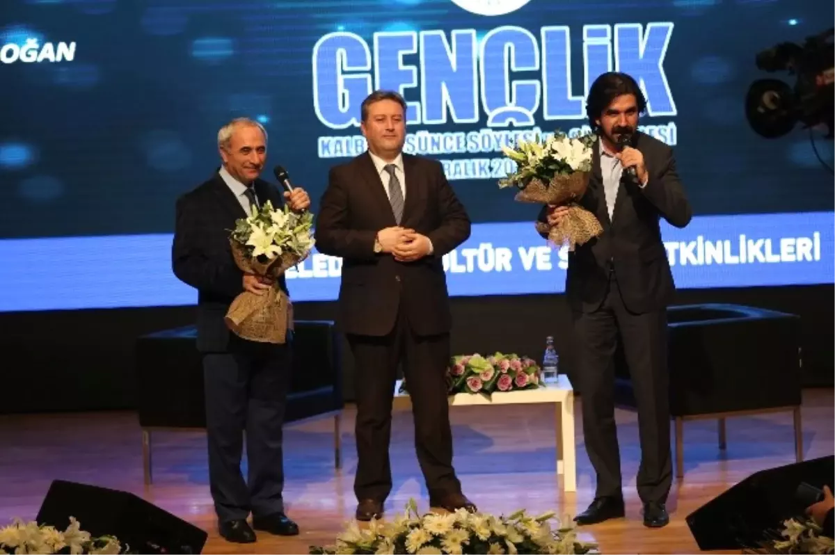 Palancıoğlu\'ndan Gençlere Birlik ve Kardeşlik Vurgusu