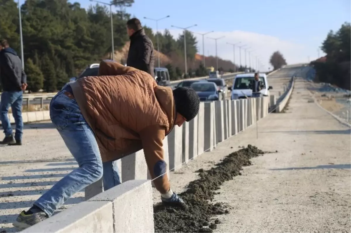 Uşak\'ta Bisiklet Yolu Projesi Devam Ediyor