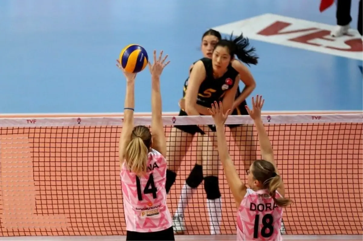 Vakıfbank İlk Devreyi Lider Kapattı