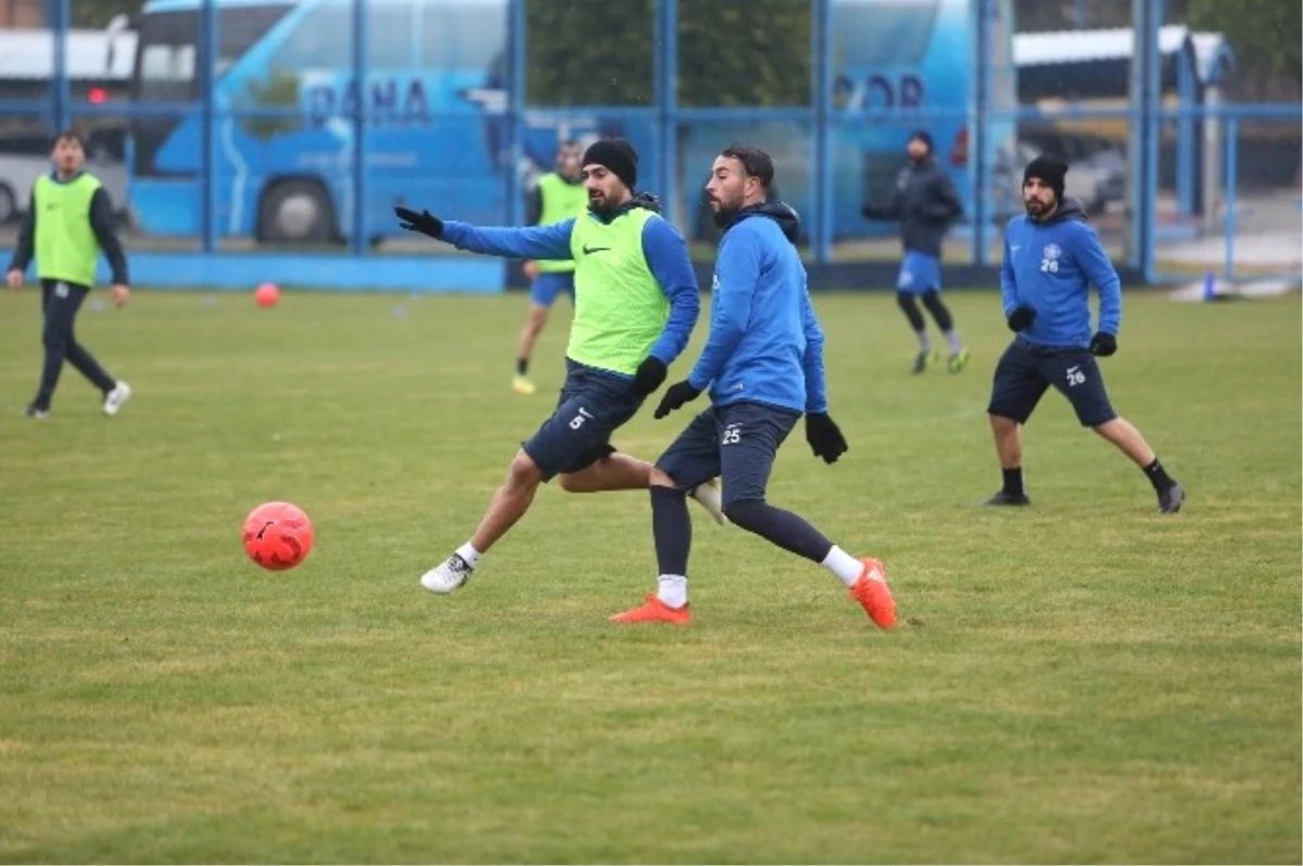 Adana Demirspor, Sivasspor Hazırlıklarını Sürdürüyor