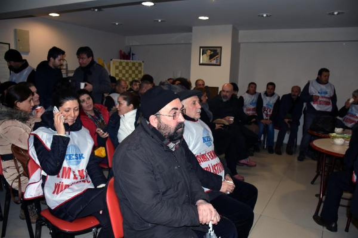 Ankara\'ya Yürüyen Kesk Üyeleri Gebze\'de Mola Verdi