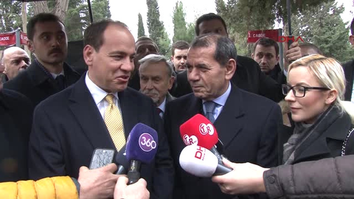 Arnavutluk Cumhurbaşkanı Nishani Ile Özbek, Ali Sami Yen\'in Mezarını Ziyaret Etti - 2 Hd