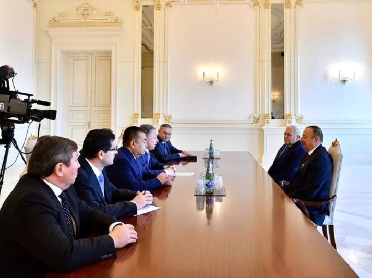 Azerbaycan Cumhurbaşkanı Aliyev, TBMM Başkanı Kahraman\'ı Kabul Etti