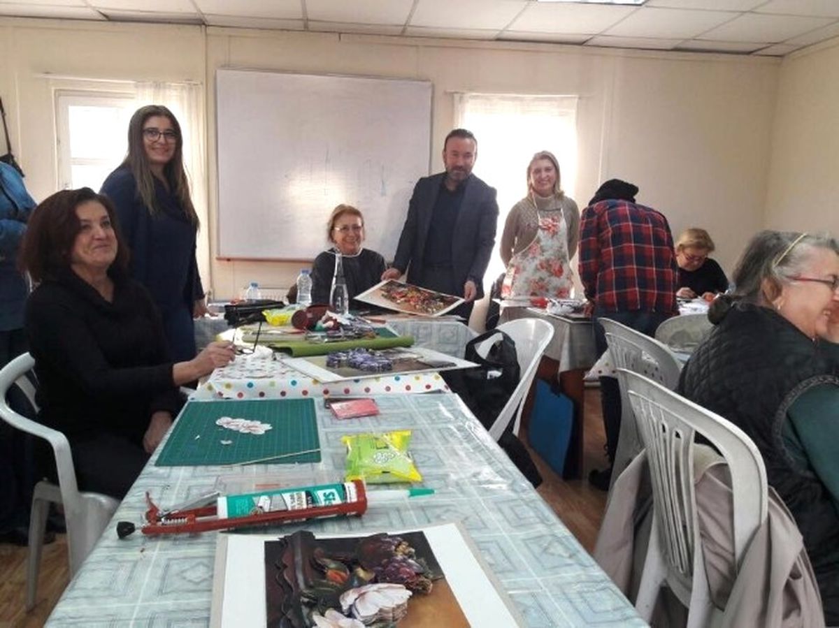 Başkan Doğan, İzmek Kurs Merkezlerini Yakından Takip Ediyor