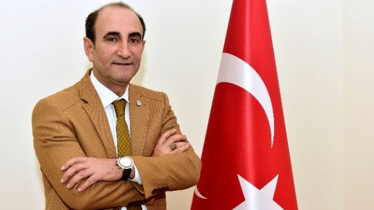 Başkan Edebali,kahramanlara Taziyede Bulundu