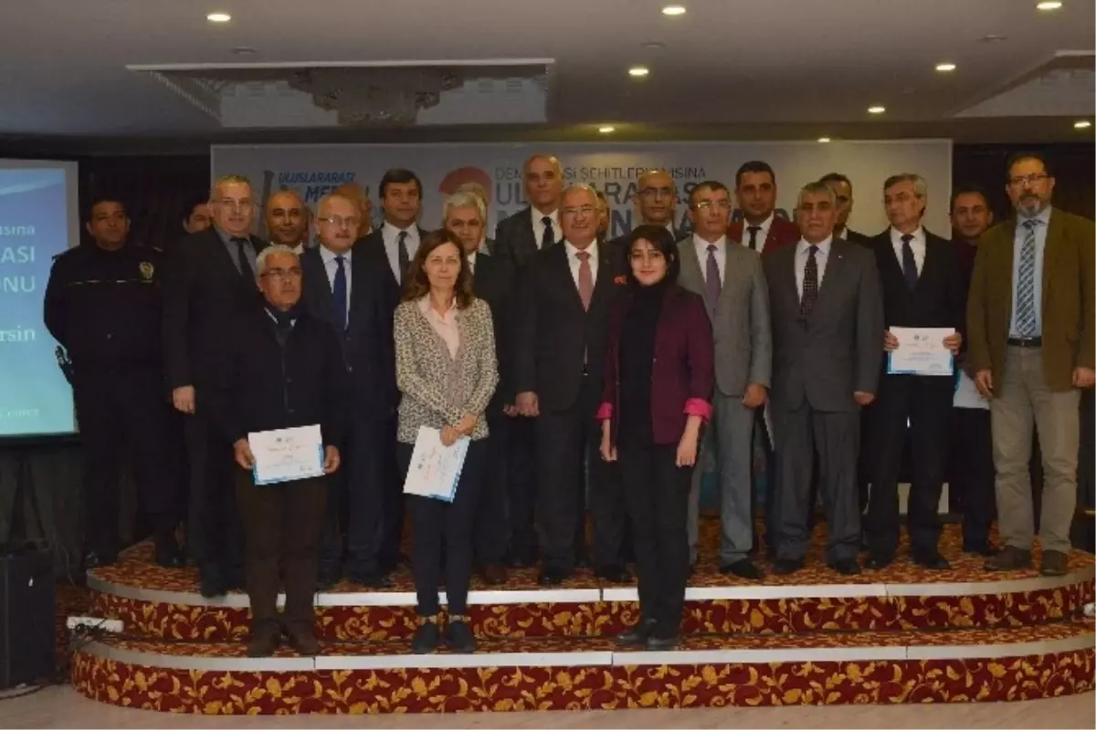 Başkan Kocamaz\'dan Maratonda Emeği Geçenlere Teşekkür Belgesi