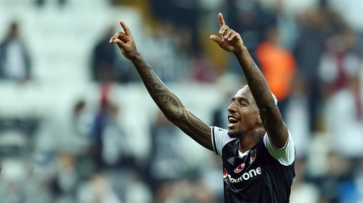 Beşiktaş\'ta Talisca ve Aras Sevinci
