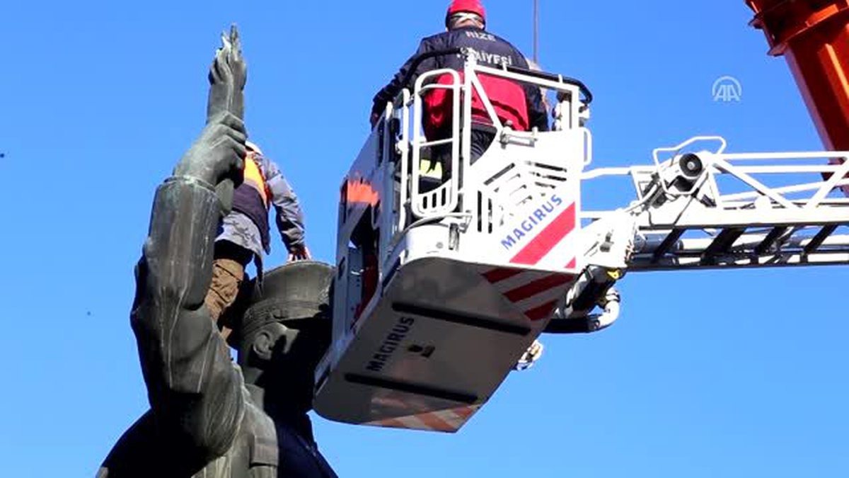 CHP\'li Aydın: Bu Kara Günü Unutmayacağız, Halkımız Ulu Önder\'ine Her Zaman Sahip Çıkacak