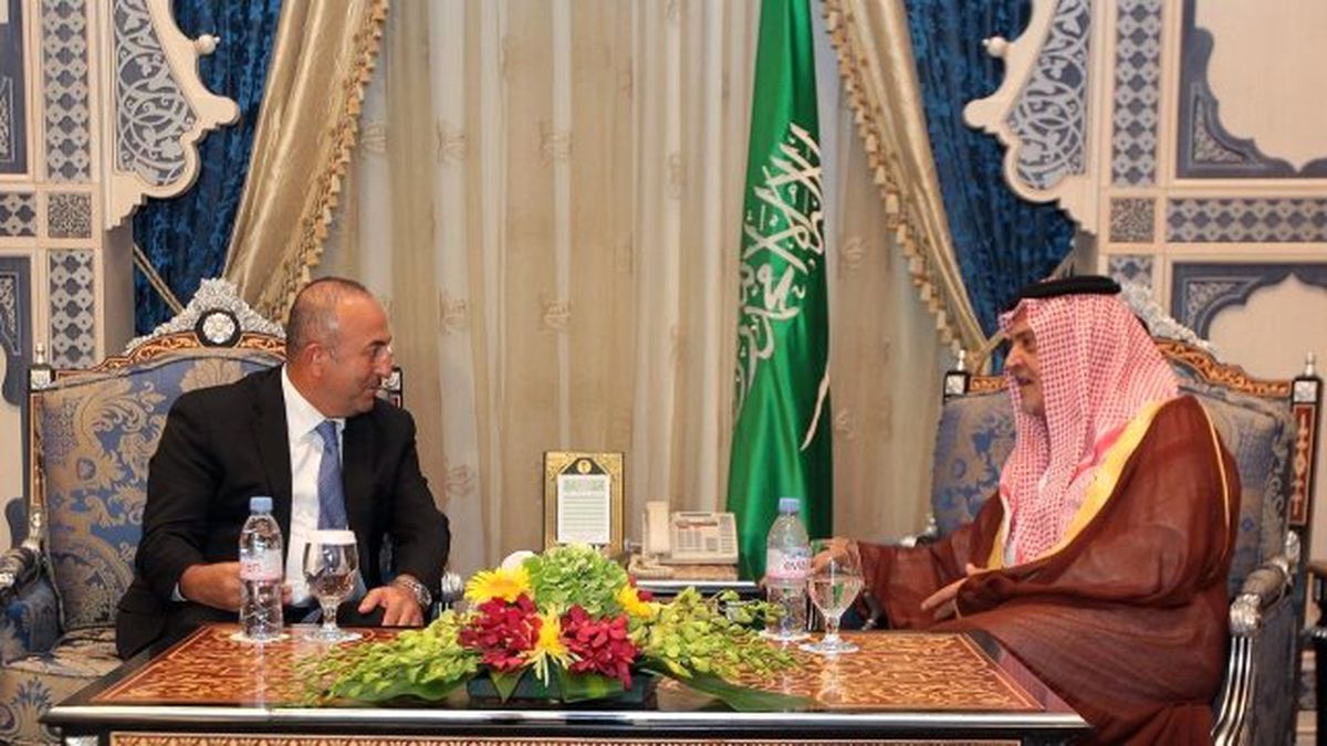 Dışişleri Bakanı Çavuşoğlu Cidde\'de