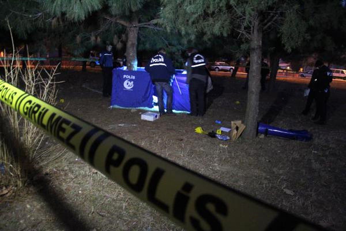 Edirne\'de Emekli Polis Beylik Tabancasıyla İntihar Etti