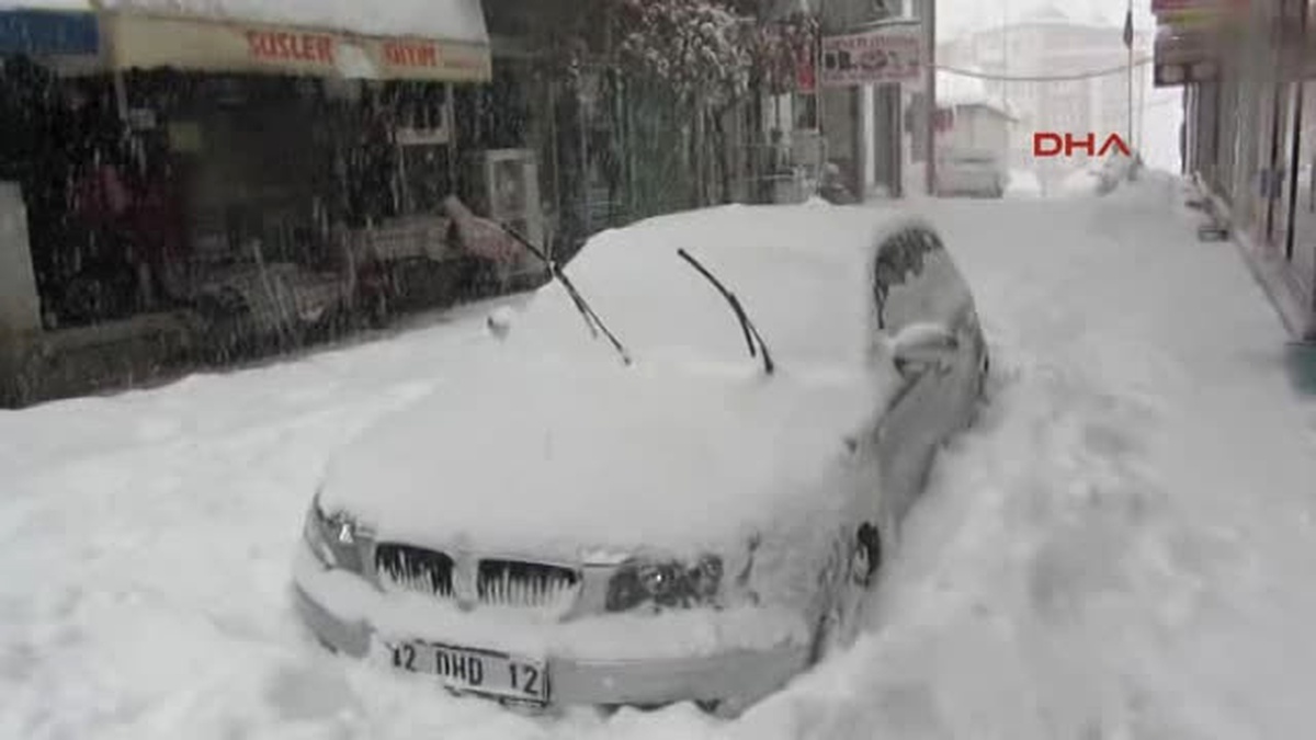 Ermenek\'te Kar Hayatı Felç Etti