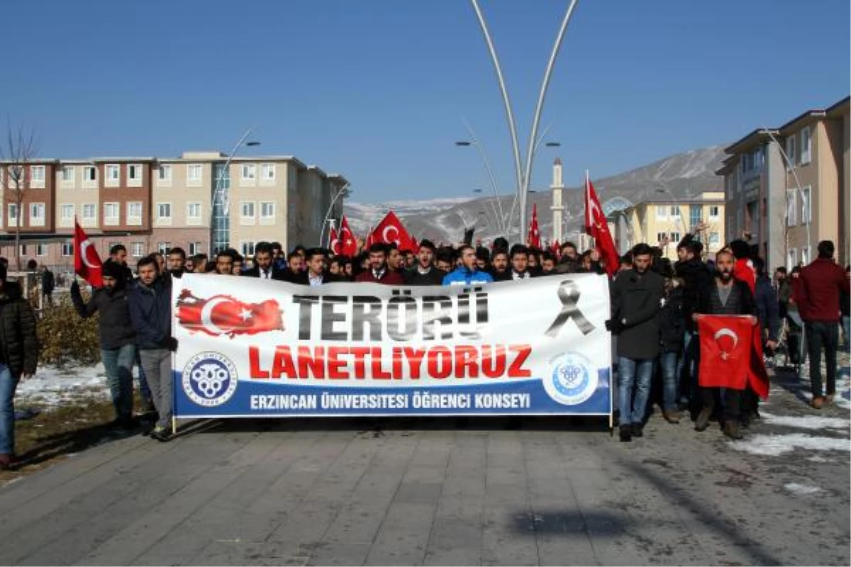 Erzincan Üniversitesi Öğrencileri Terörü Lanetledi