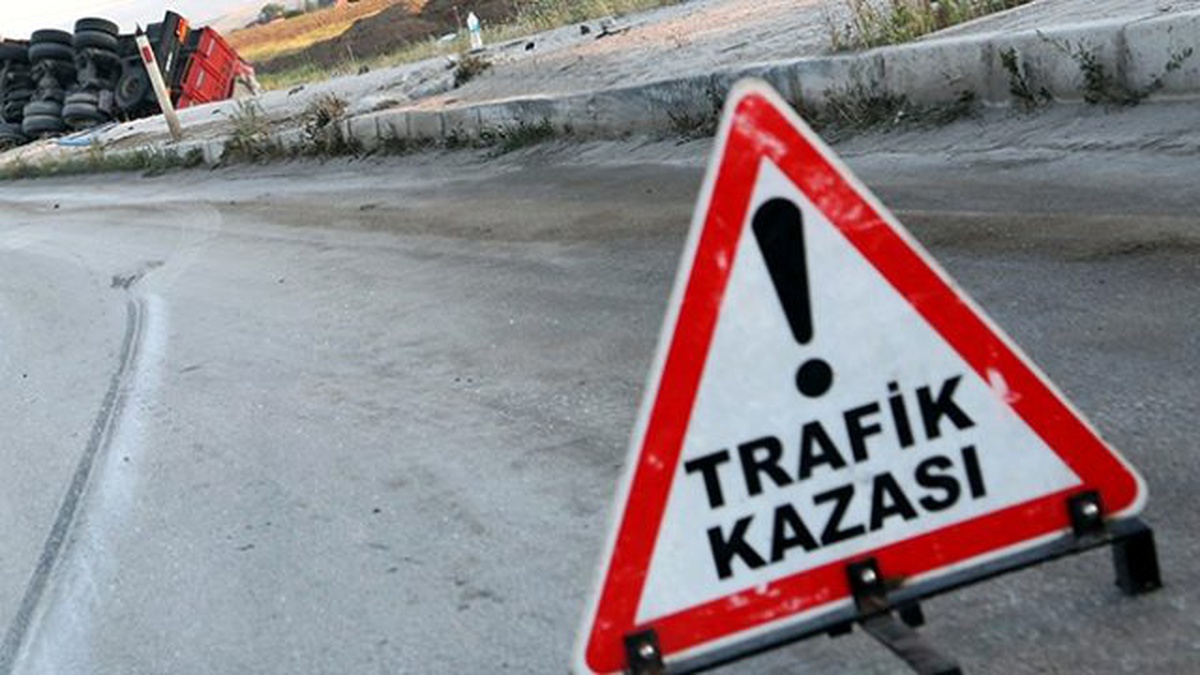 Erzurum\'da Trafik Kazası: 1 Ölü, 2 Yaralı