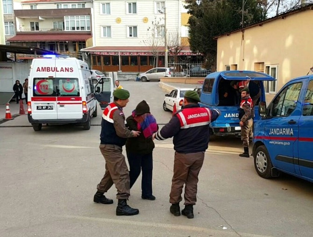 Fetö\'cü Akademisyenler Jandarmadan Kaçamadı