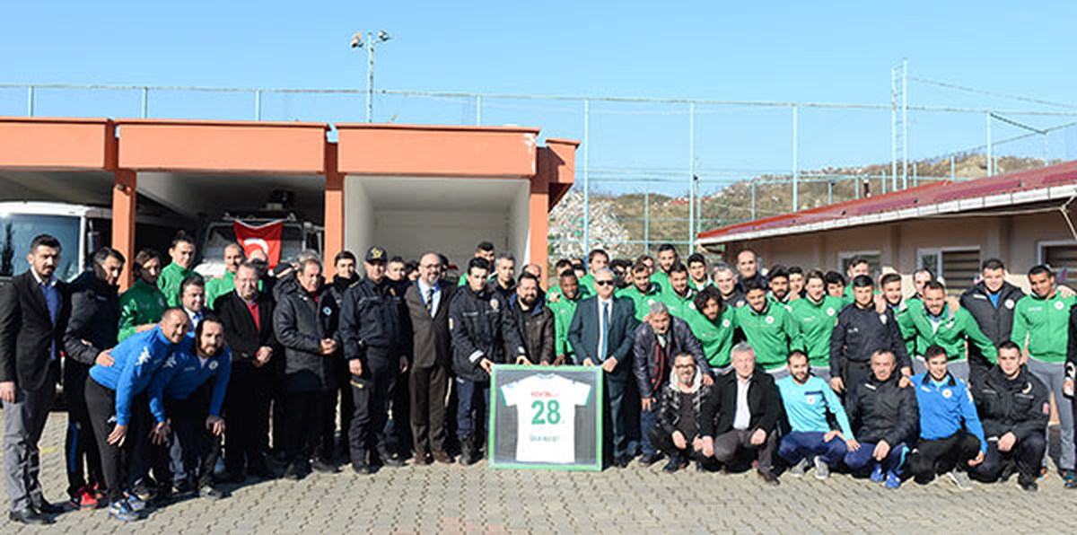 Giresunspor\'dan Çevik Kuvvete Moral Ziyareti