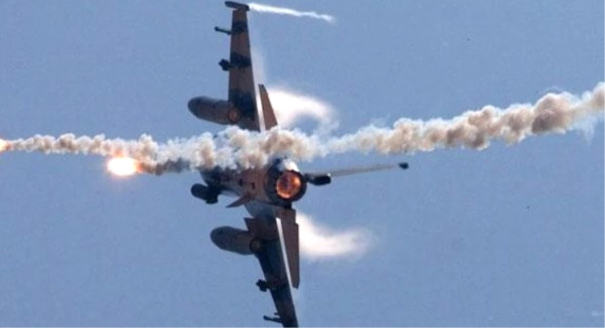 Libya\'da Savaş Uçağı Düştü