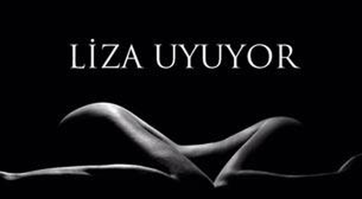 Liza Uyuyor