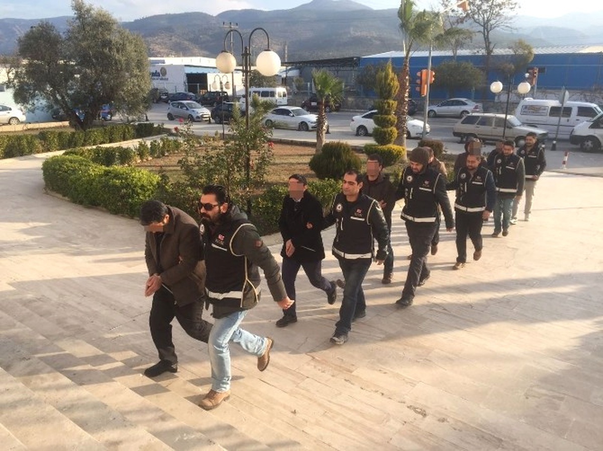 Milas\'ta Fetö Zanlıları Adliyede