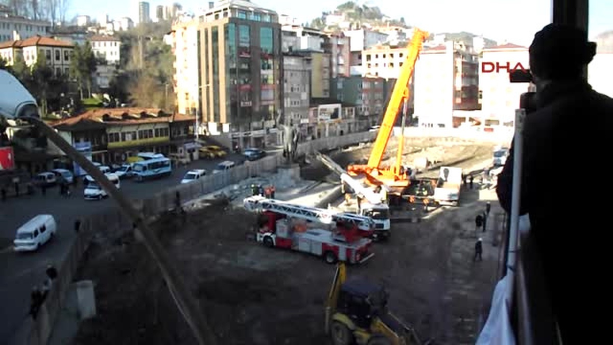 Rize\'de Atatürk Anıtının Kaldırılmasına Tepki