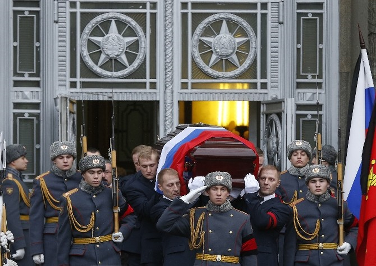 Rus Büyükelçi Karlov İçin Moskova\'da Tören Düzenlendi