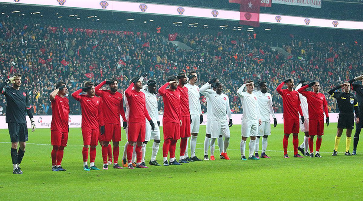 Şehitlere Saygı Maçından Notlar