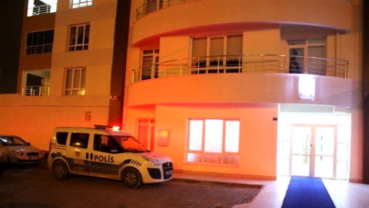 Kayseri\'de Korkunç Cinayet! Tartıştığı Karısını Öldürdü!