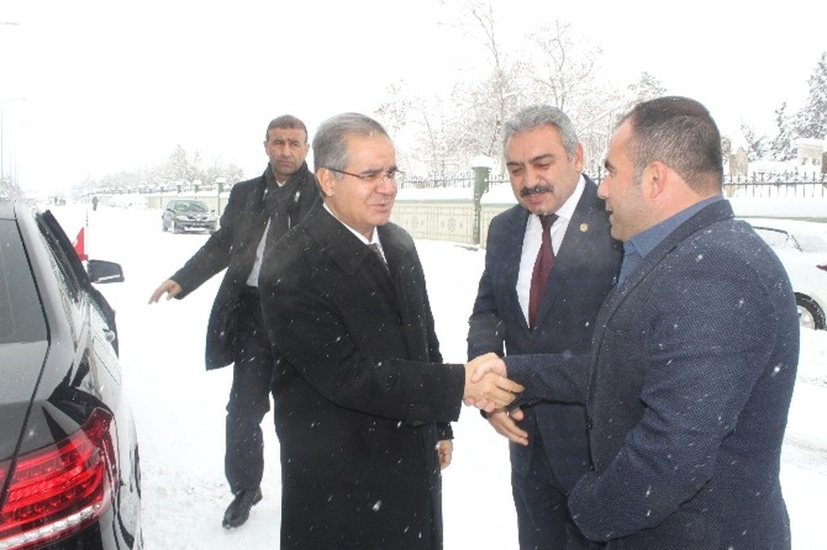 Vali Tapsız\'dan Ziraat Odasına Ziyaret