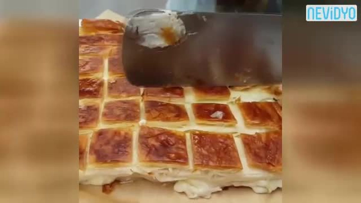 Adanalı Lezzet Avcıları Onun İçin Kuyruğa Giriyor