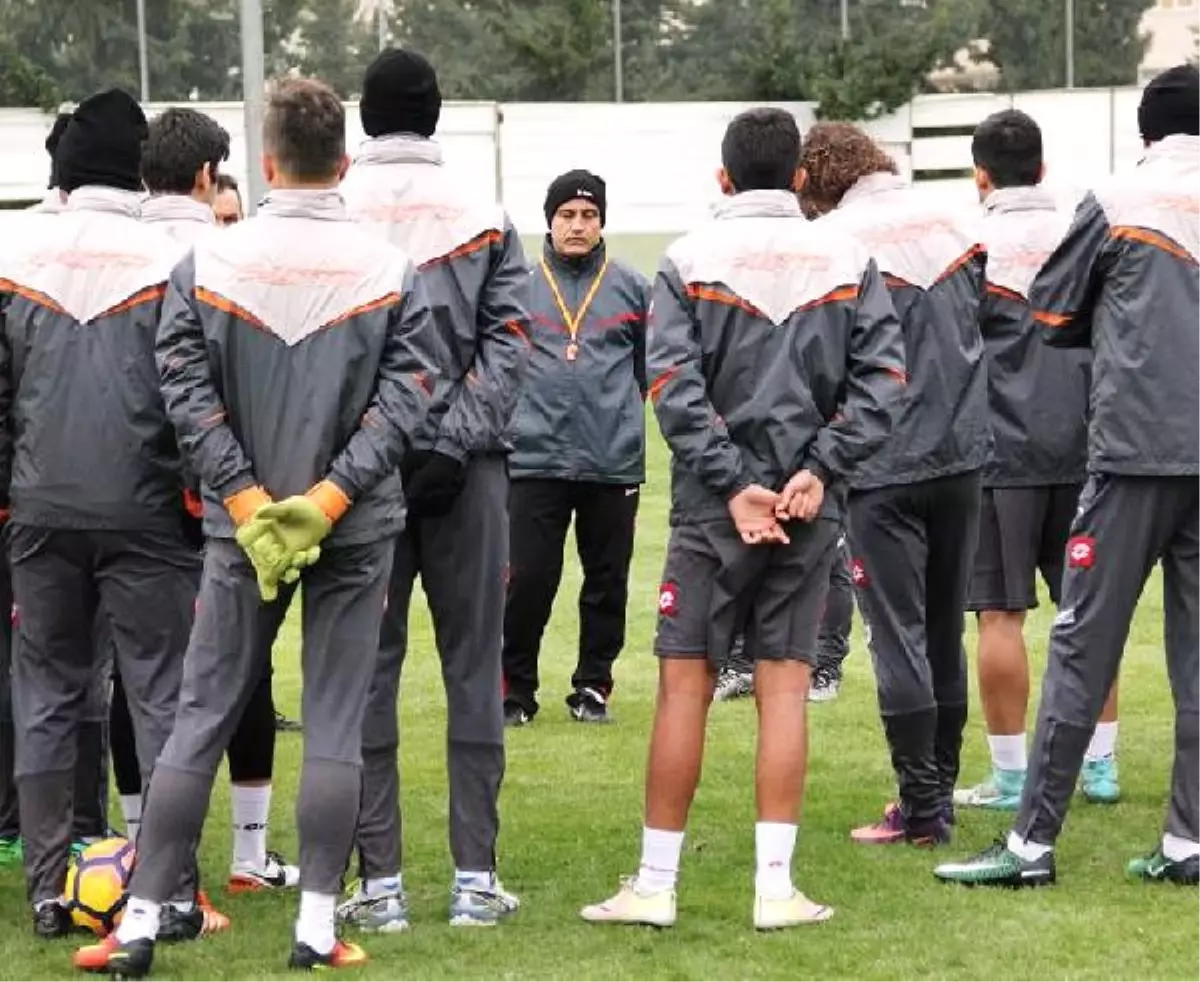 Adanaspor Kampa Girdi