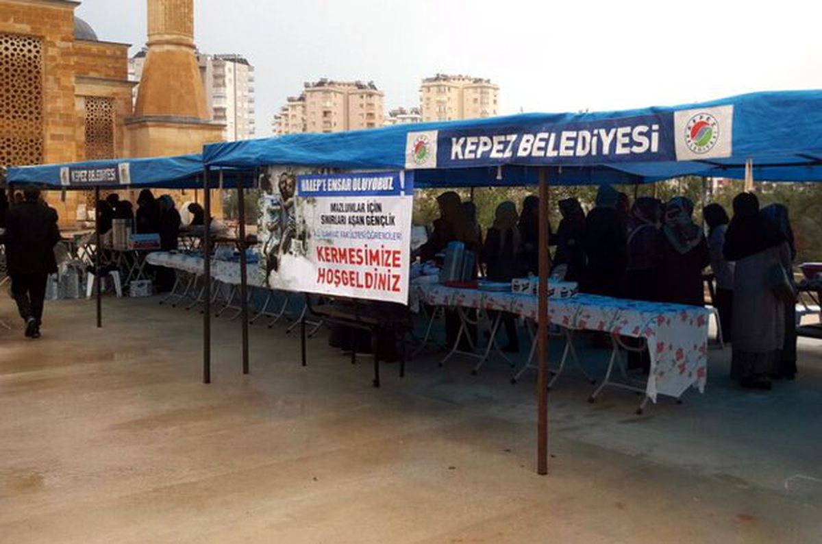 Akdeniz Üniversitesi Öğrencilerinden Halep\'e Yardım Kermesi