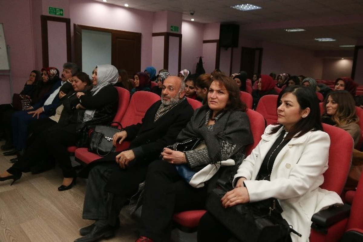 Aksaray\'da Bayan Kuaförlerine Eğitim