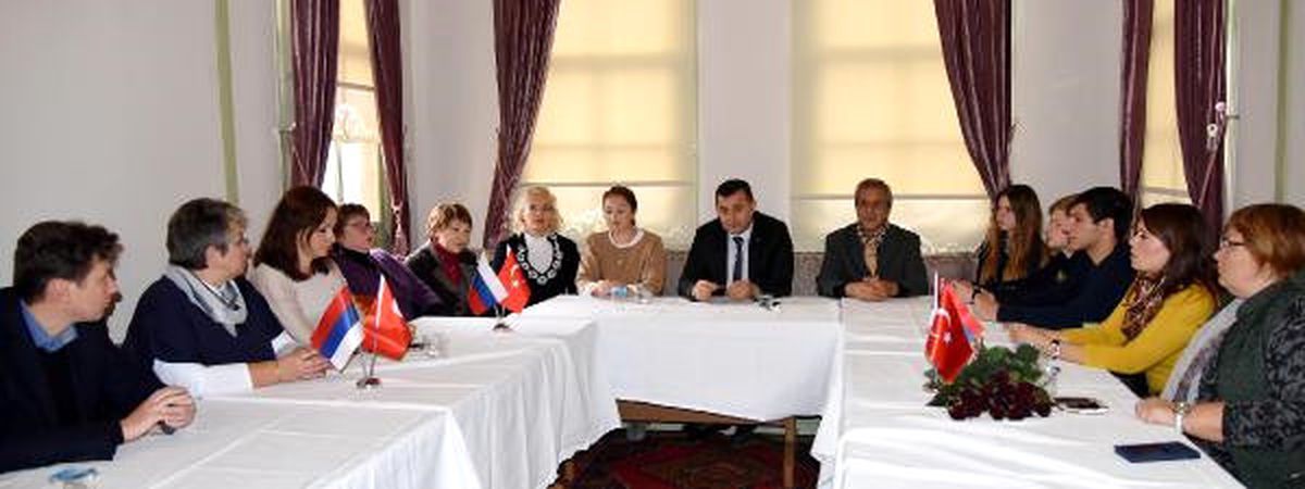 Alanya\'dan Türk- Rus Dostluk Mesajı