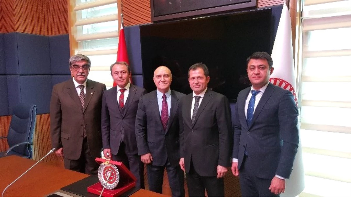Altunyaldız, Azerbaycan Milli Meclis Başkan Vekili Valeh Aleskerov ile Bir Araya Geldi.