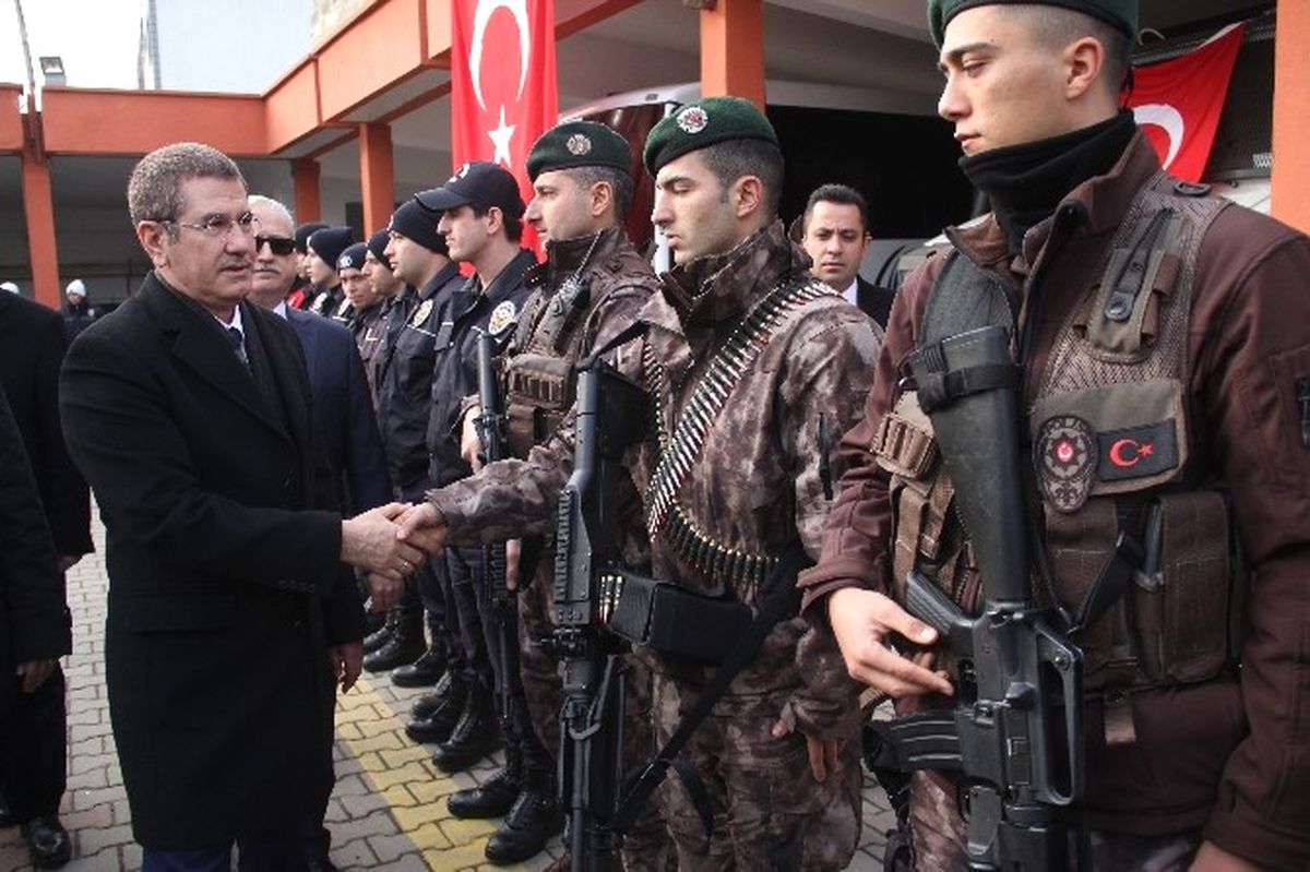 Başbakan Yardımcısı Nurettin Canikli\'den Giresun Çevik Kuvvet Şubesi\'ne Ziyaret