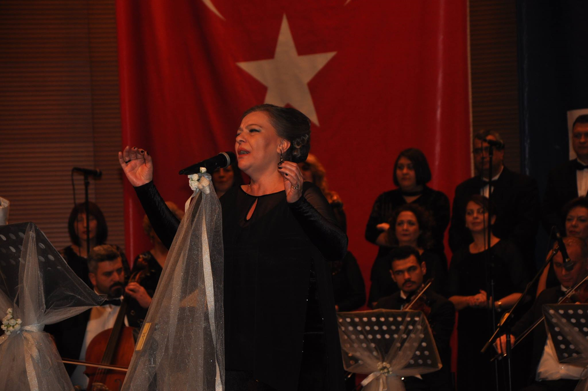 Bursa\'da Müzik Dolu Anlamlı Gece!